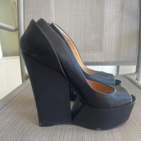 L.A.M.B. Black Leather Amour Wedge Cut Out Platform Heels - Picture 4 of 9